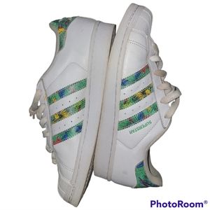 Adidas Superstar Sneakers